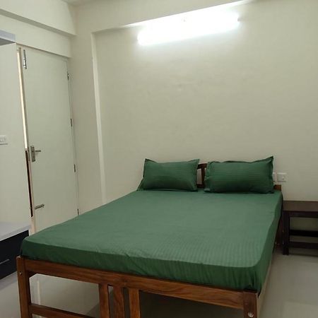Hobiz Serviced Apartments Chalakuzhy Nr Medical College Trivandrum Thiruvananthapuram Eksteriør billede